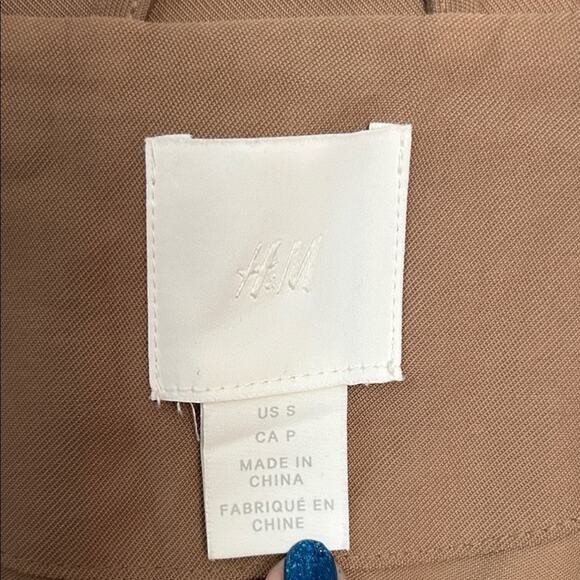 H&M Oversized Camel Trench Coat, Timeless Closet Staple, Size Small - Picture 14 of 15